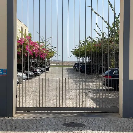 Luxury Penthouse With 2 Pools In A Monastery * 타비라