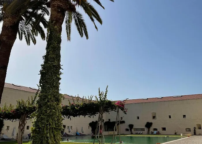 아파트 Luxury Penthouse With 2 Pools In A Monastery