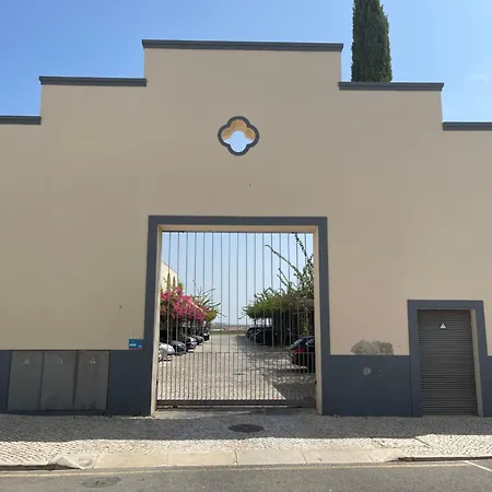 Luxury Penthouse With 2 Pools In A Monastery Apartamento *