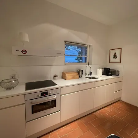 Luxury Penthouse With 2 Pools In A Monastery Apartman