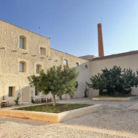 Luxury Penthouse With 2 Pools In A Monastery Apartman
